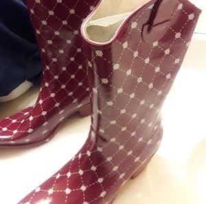 Rain boots